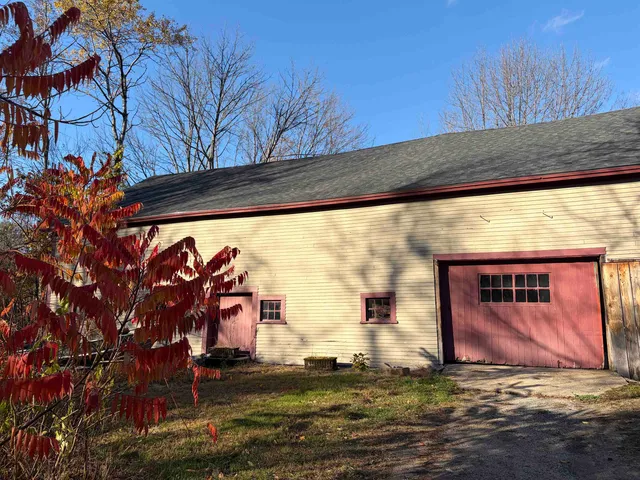 $590,000 | 129 Old Dublin Road, Peterborough, NH 03458
