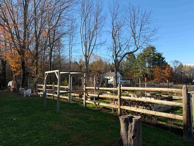 $590,000 | 129 Old Dublin Road, Peterborough, NH 03458