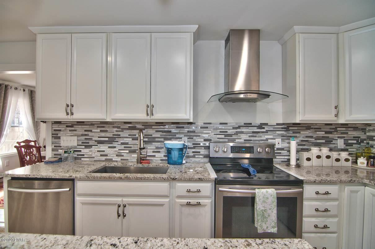 89 Rockway Road Lake Ariel, PA 18436 - Photo 7 of 58