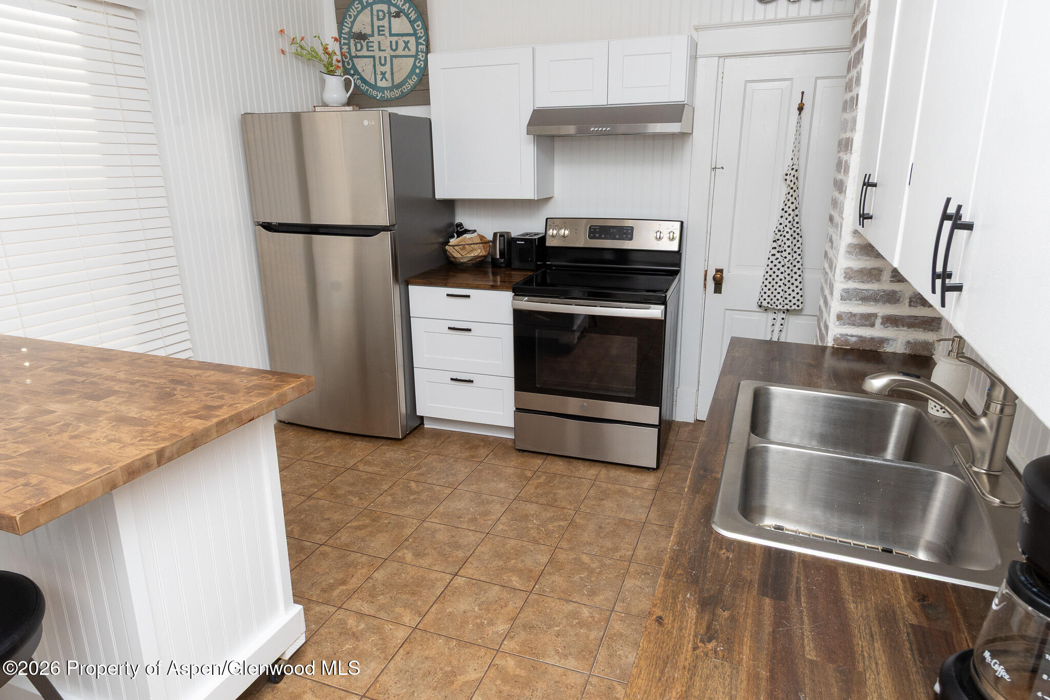 112 Main Street Meeker, CO 81641 - Photo 5 of 59 Kitchen