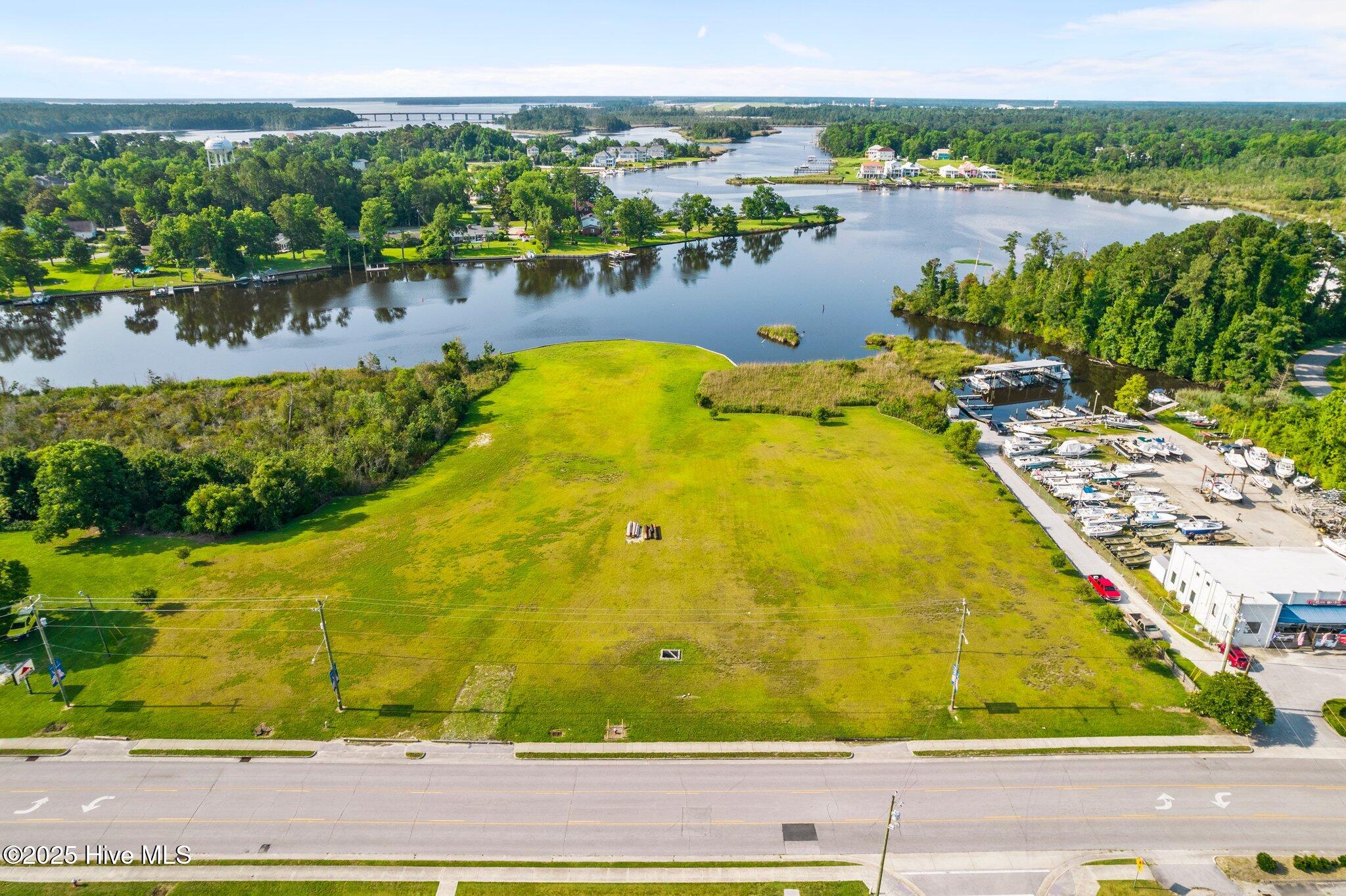 147 Old Bridge Street Jacksonville, NC 28540 - Photo 5 of 7 6-web-or-mls-DJI_0195