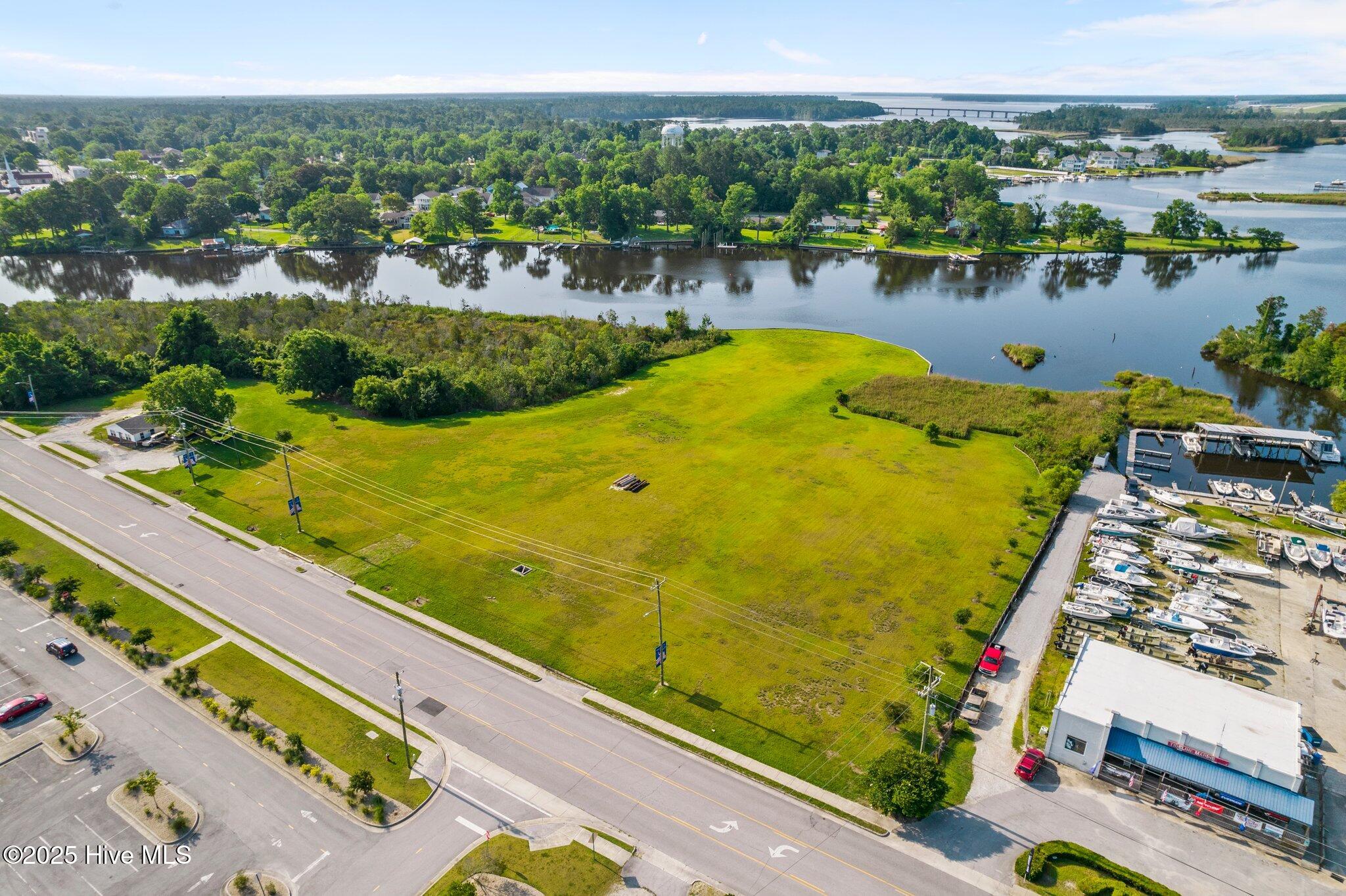 147 Old Bridge Street Jacksonville, NC 28540 - Photo 6 of 7 7-web-or-mls-DJI_0196