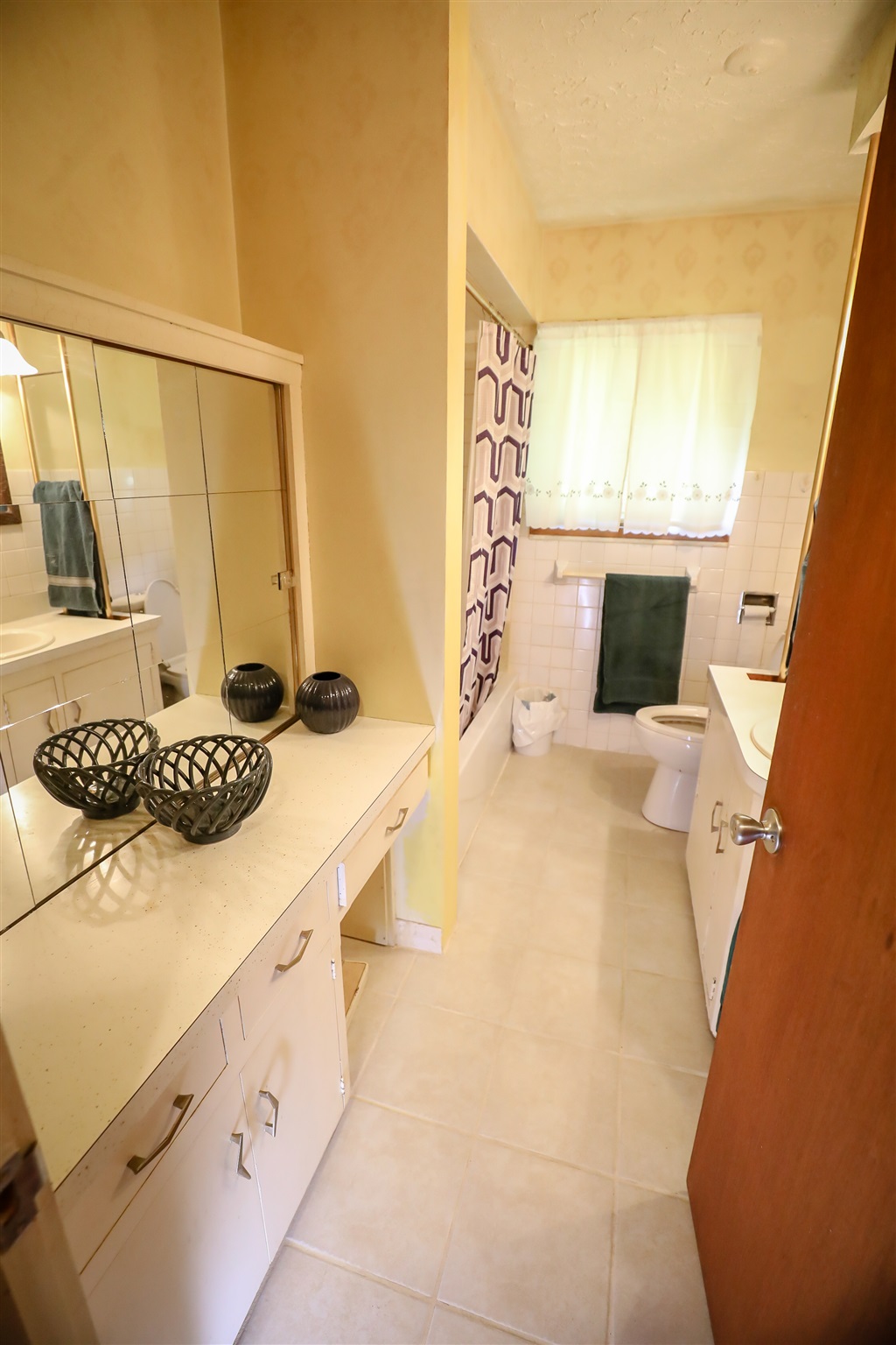 2318 Sand Point Road Fort Wayne, IN 46809 - Photo 14 of 36