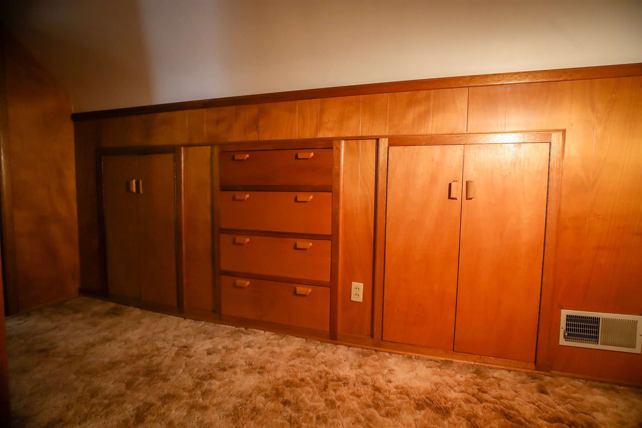2318 Sand Point Road Fort Wayne, IN 46809 - Photo 27 of 36