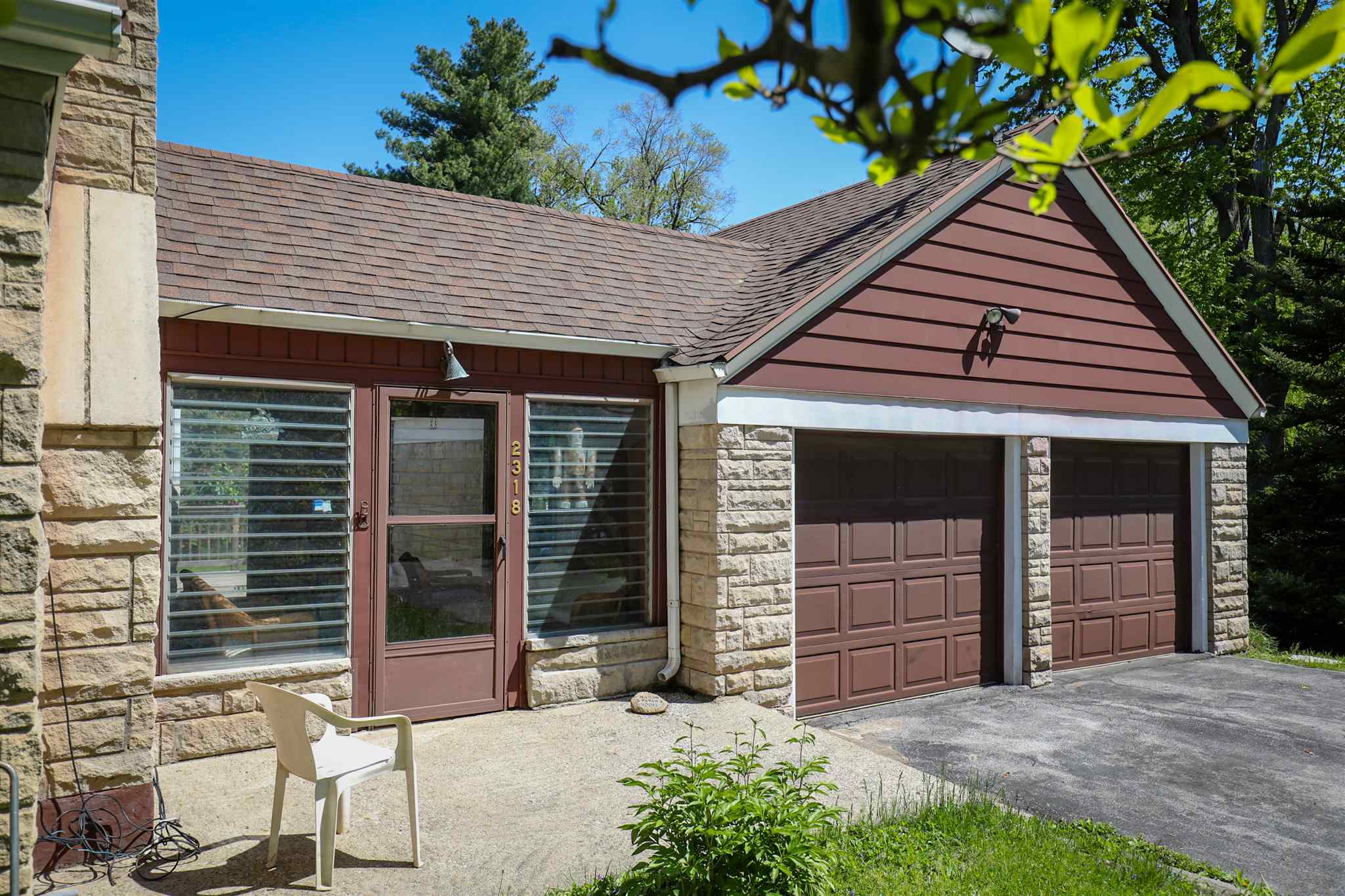 2318 Sand Point Road Fort Wayne, IN 46809 - Photo 5 of 36