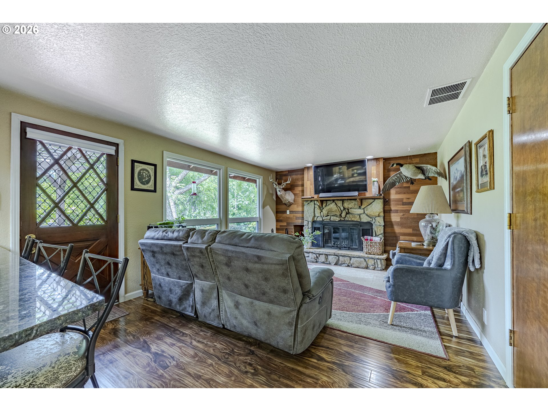 40211 Deerhorn Road Springfield, OR 97478 - Photo 18 of 48