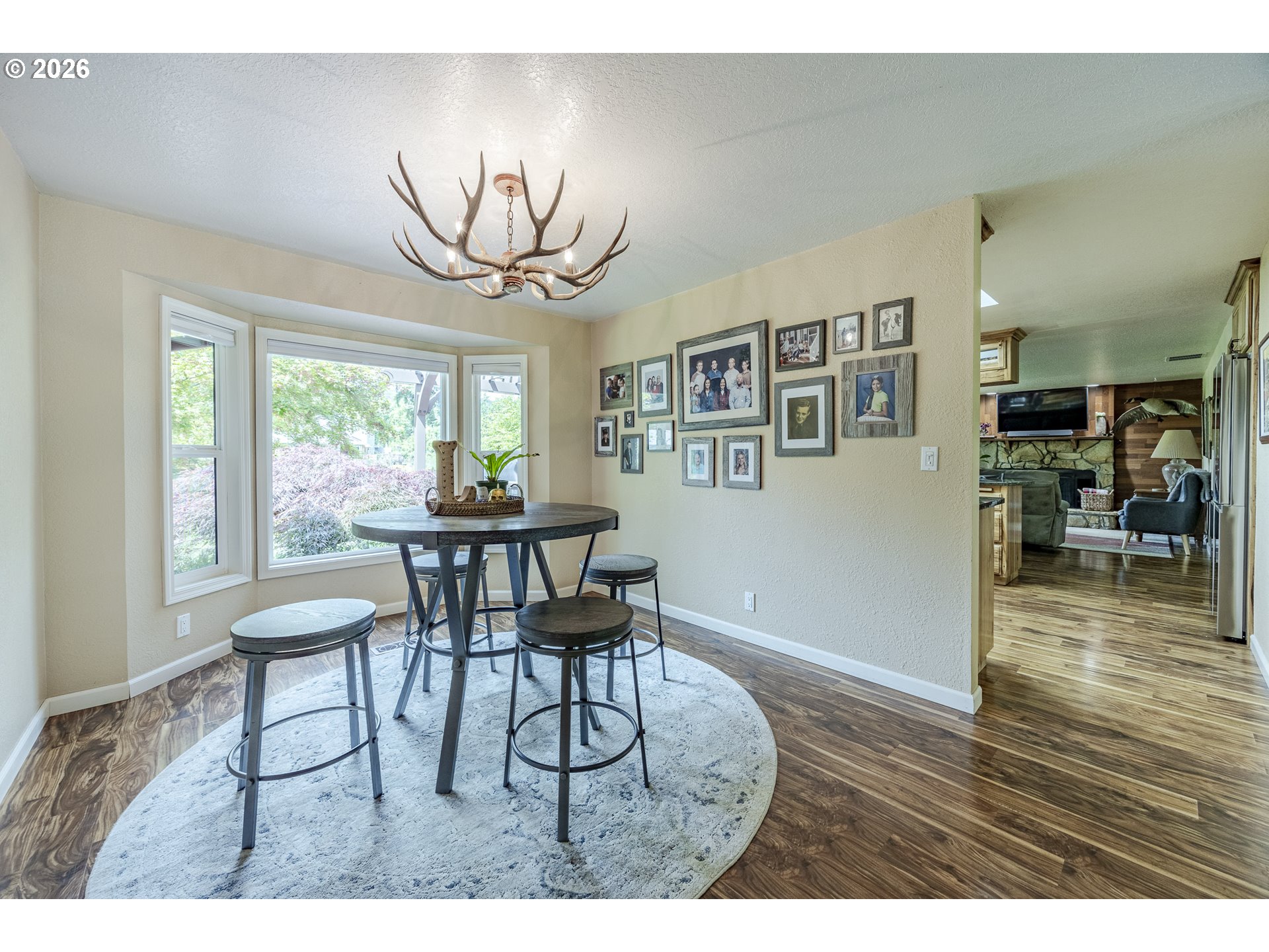 40211 Deerhorn Road Springfield, OR 97478 - Photo 10 of 48