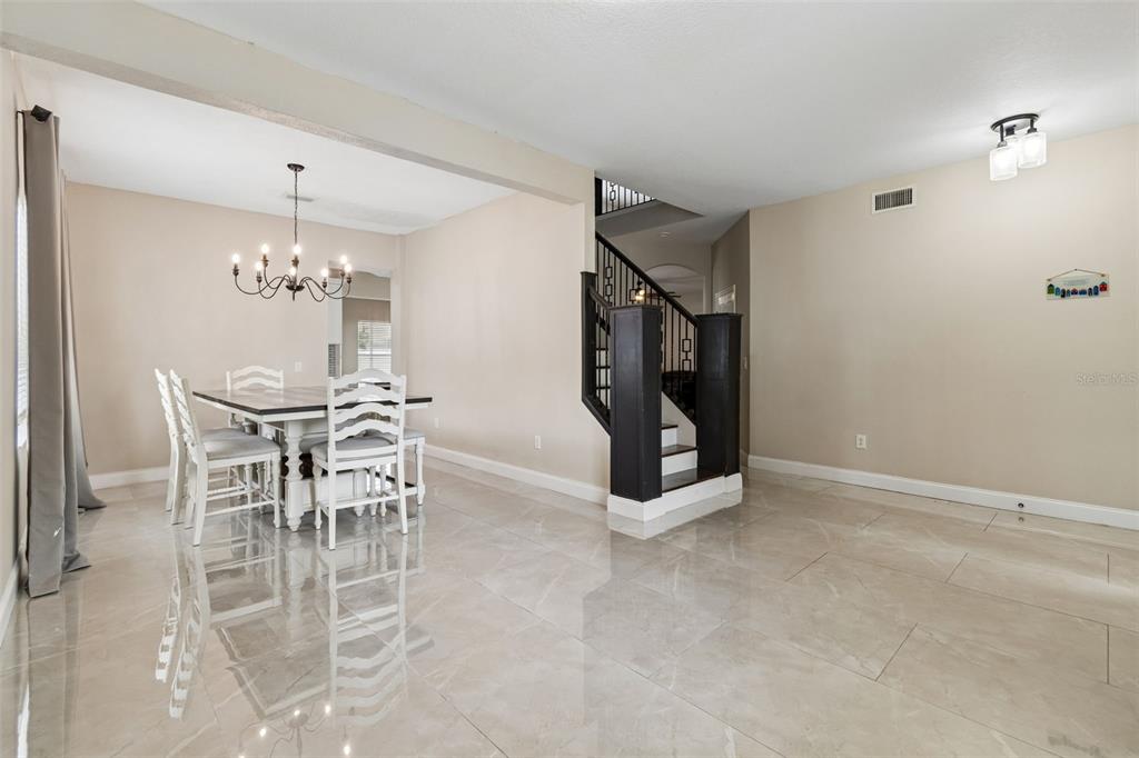 2829 Pankaw Lane Valrico, FL 33596 - Photo 7 of 55