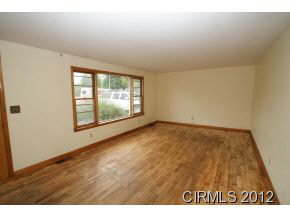 407 South Dixon Road Kokomo, IN 46901 - Photo 2 of 11 Gallery Image 2