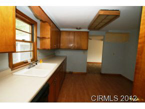407 South Dixon Road Kokomo, IN 46901 - Photo 5 of 11 Gallery Image 5