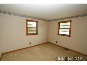 407 South Dixon Road Kokomo, IN 46901 - Photo 6 of 11 Gallery Image 6