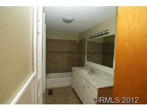 407 South Dixon Road Kokomo, IN 46901 - Photo 7 of 11 Gallery Image 7