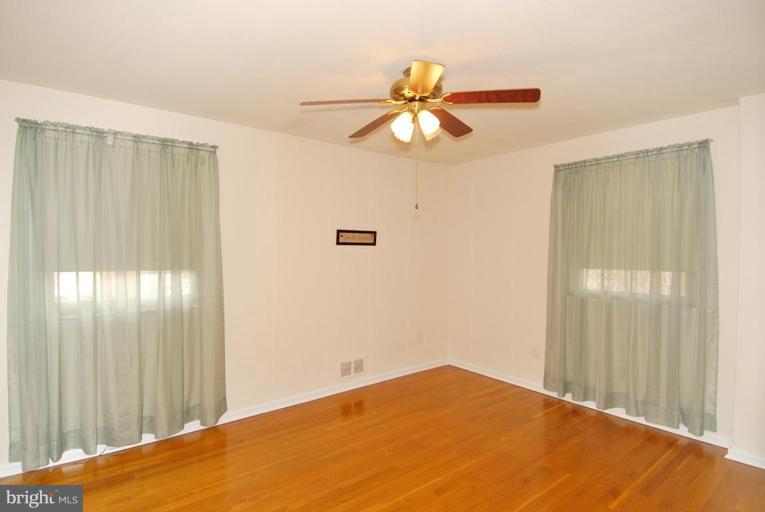 4804 Nantucket Road College Park, MD 20740 - Photo 4 of 14 Master Bedroom