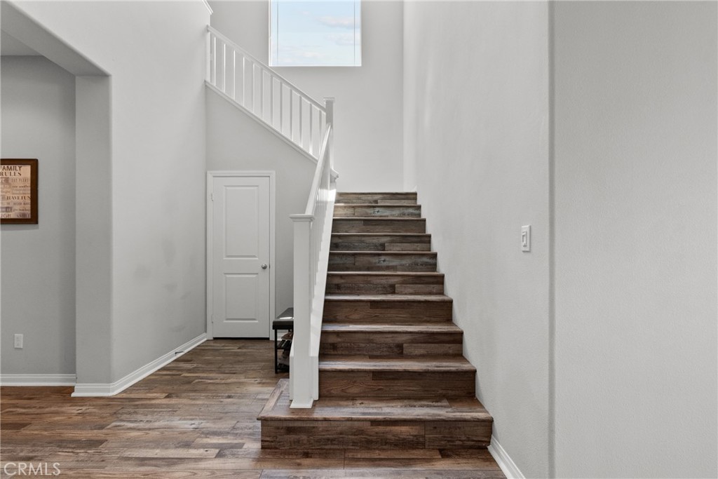 232 River Street Fillmore, CA 93015 - Photo 23 of 61 a view of entryway and hall with wooden floor