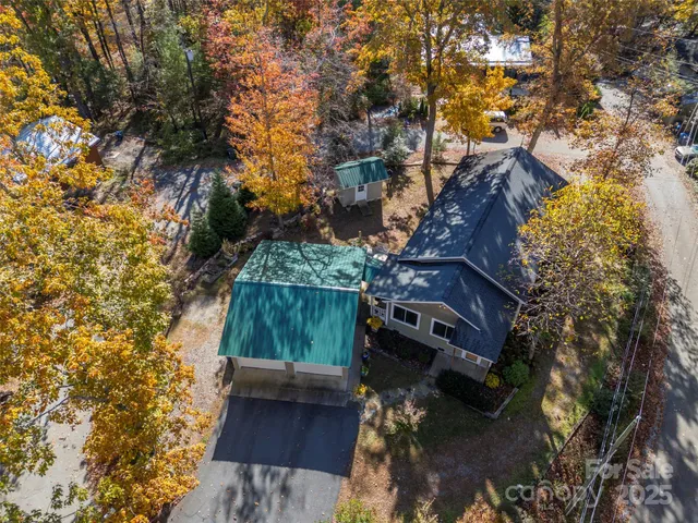 a view of mountain view with mountains