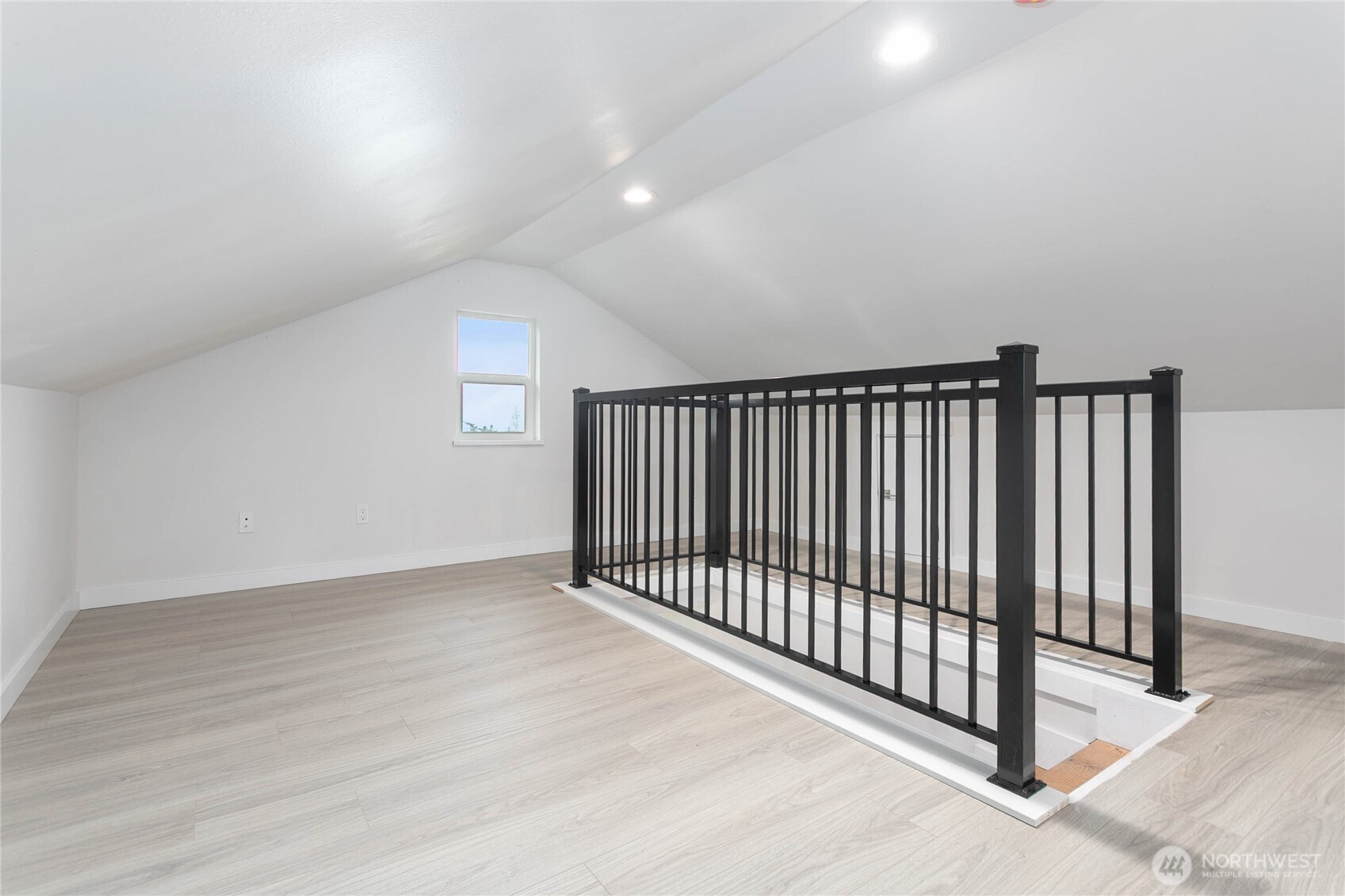 4656 Bay Road Blaine, WA 98230 - Photo 20 of 31 a view of a hallway