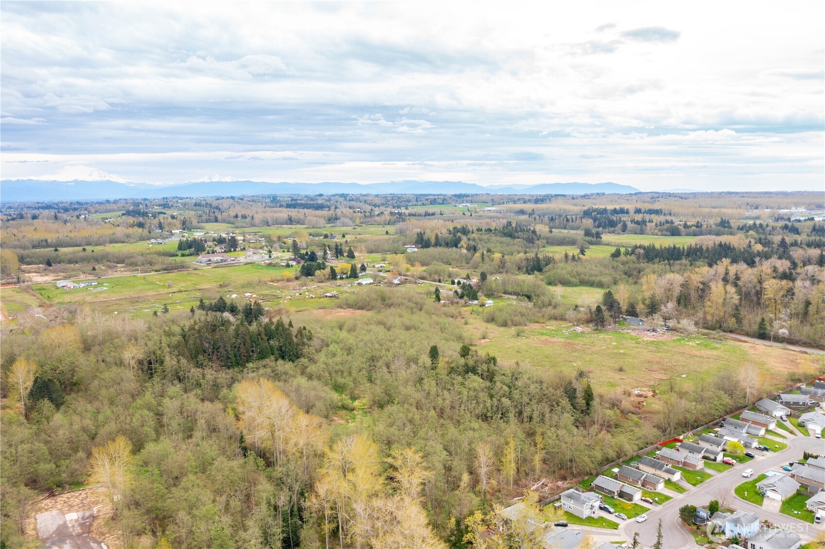 4656 Bay Road Blaine, WA 98230 - Photo 26 of 31 a view of an outdoor space and mountain view