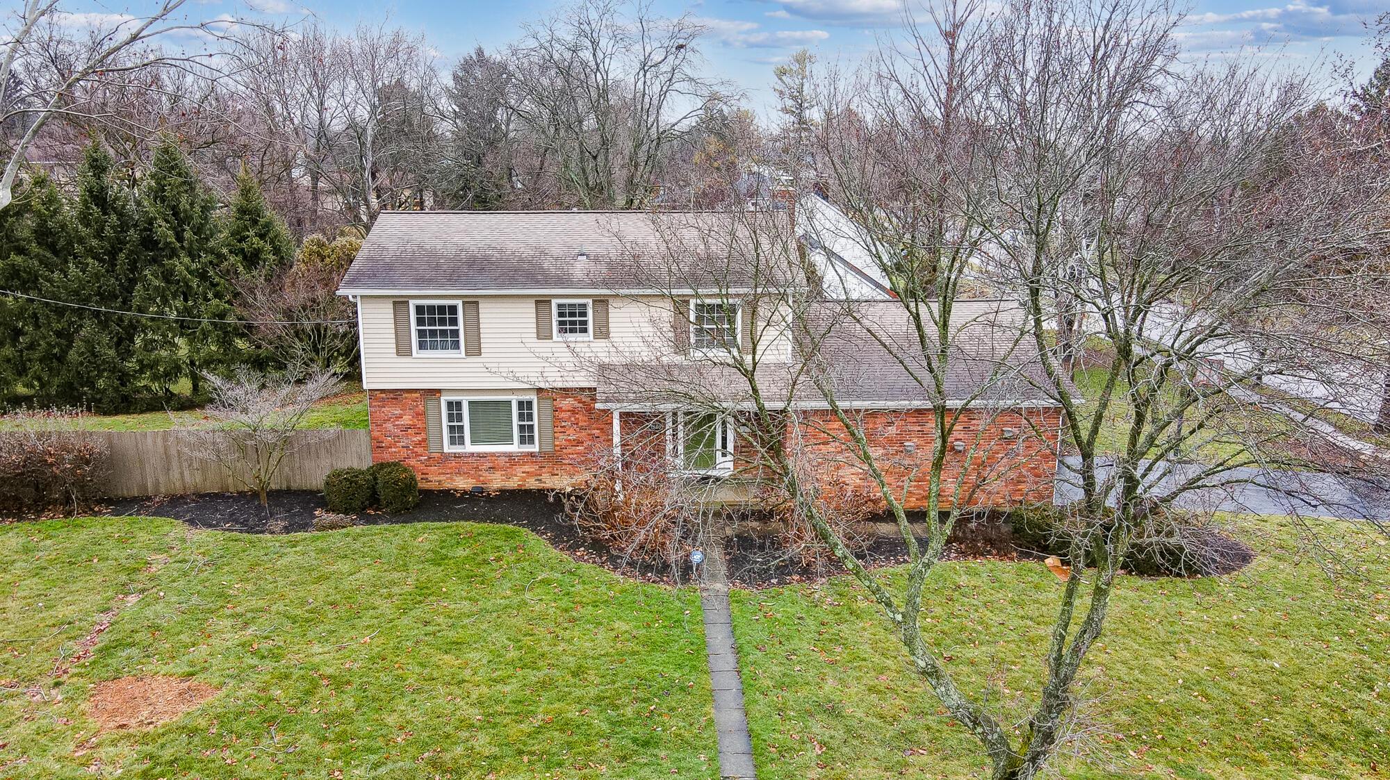 1200 Windham Road Columbus, OH 43220 - Photo 72 of 84 003
