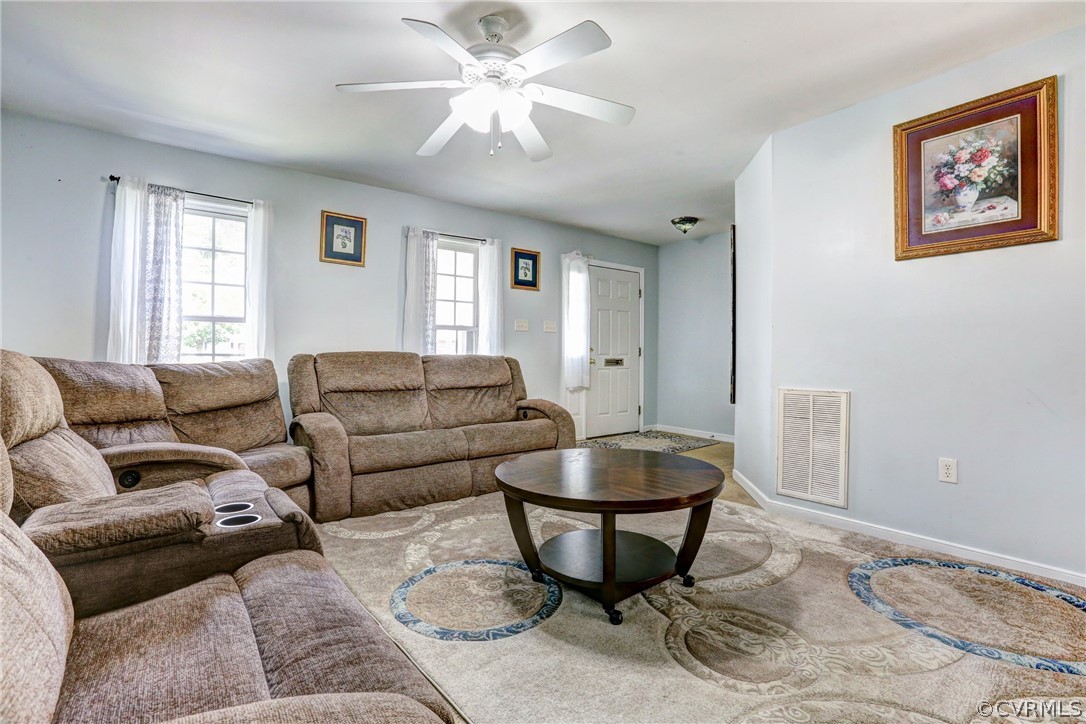 5009 Warwick Road Richmond, VA 23224 - Photo 5 of 13 Gallery Image 5