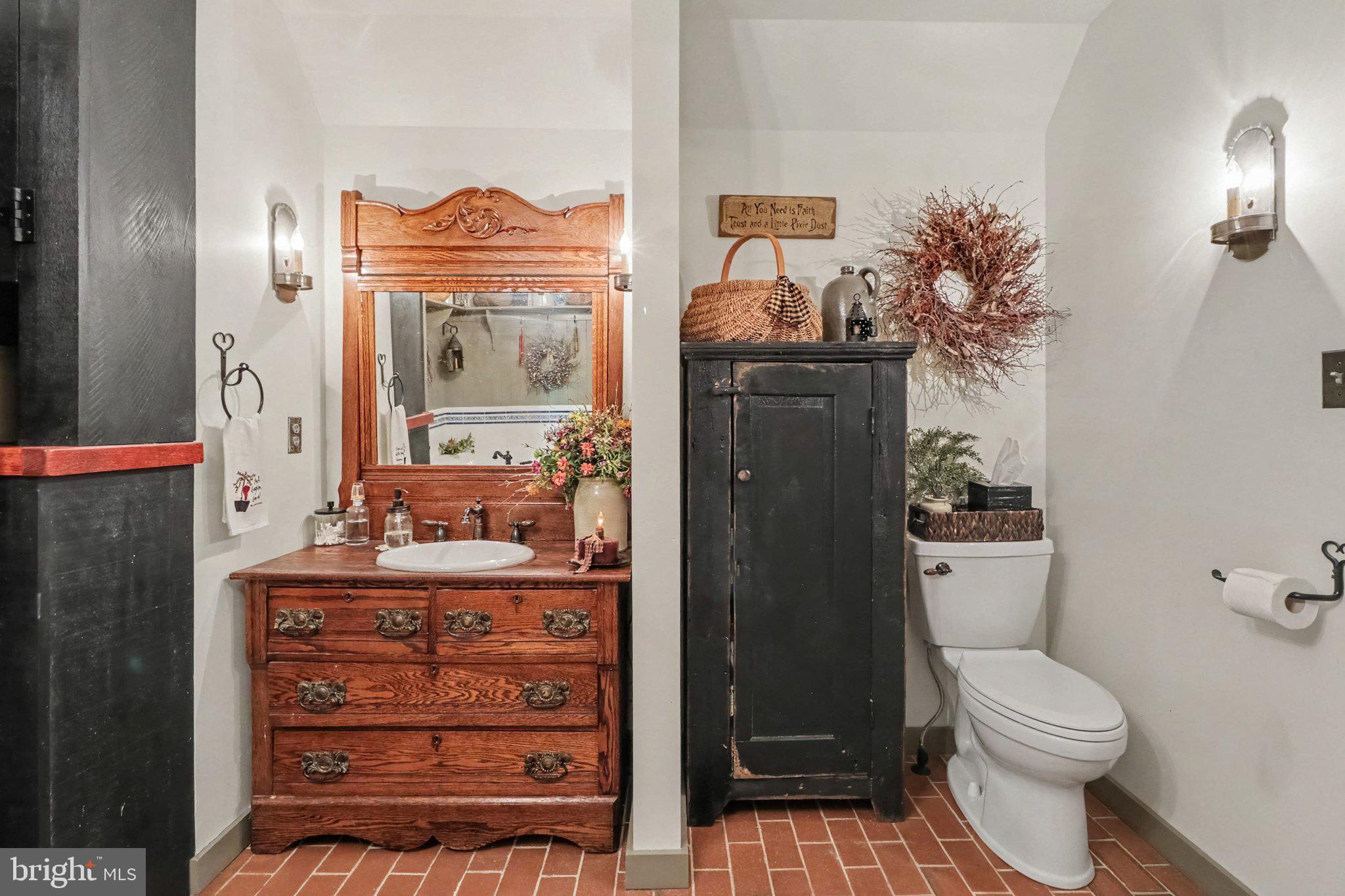 5020 Zeiglers Church Road Spring Grove, PA 17362 - Photo 13 of 67 Gallery Image 13