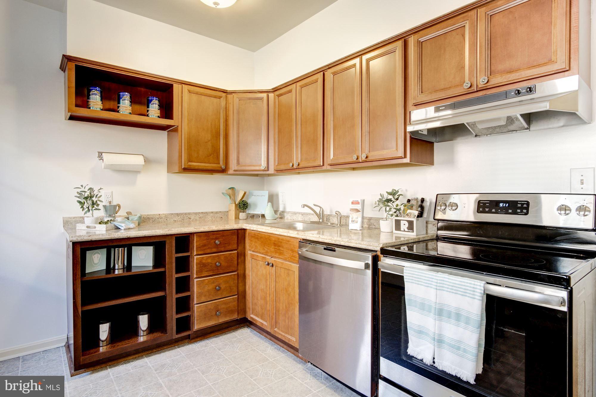 1906 17th Street Northwest Washington, DC 20009 - Photo 17 of 42 Kitchen with new appliances