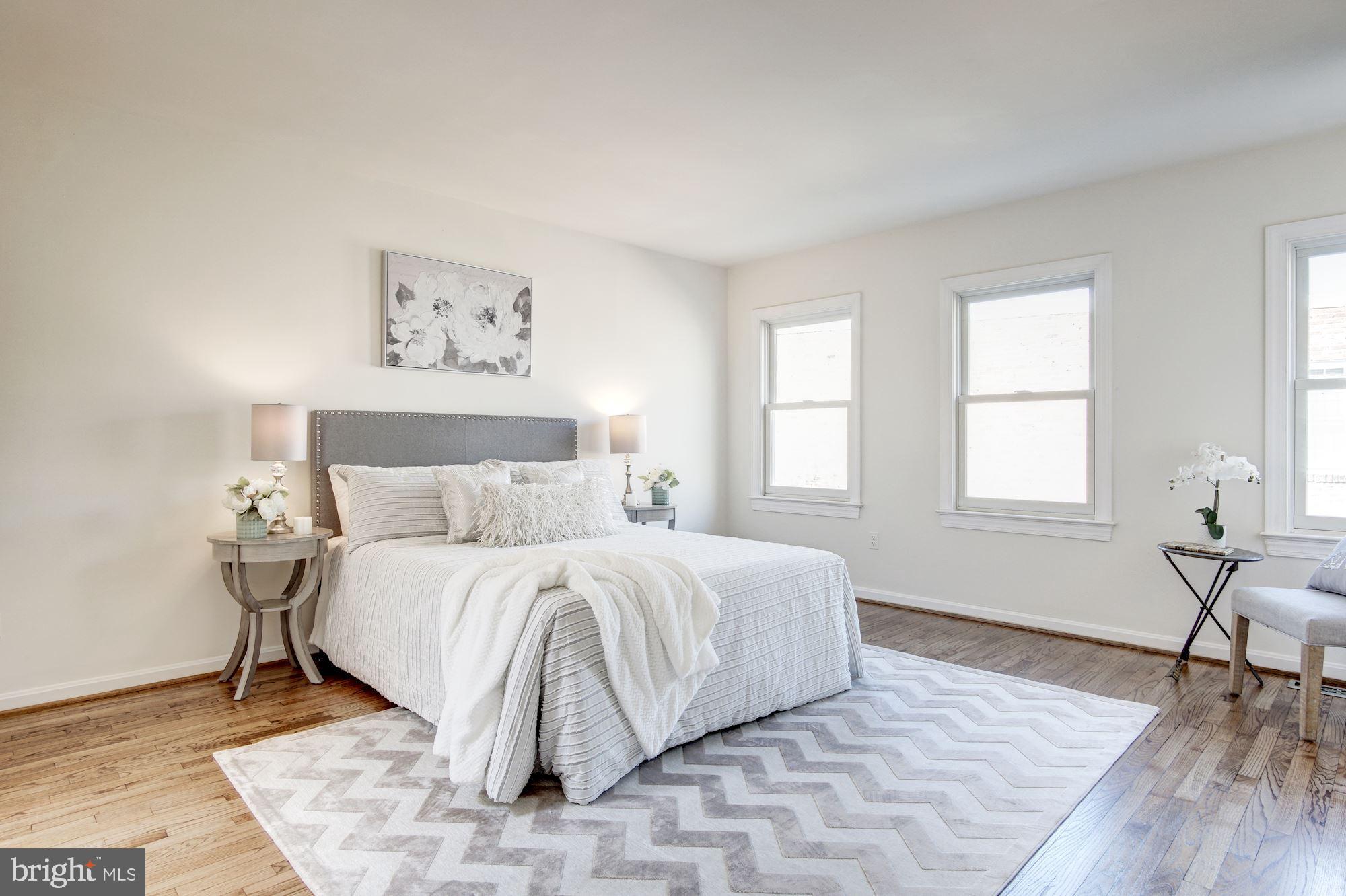 1906 17th Street Northwest Washington, DC 20009 - Photo 21 of 42 Upper level bedroom #1