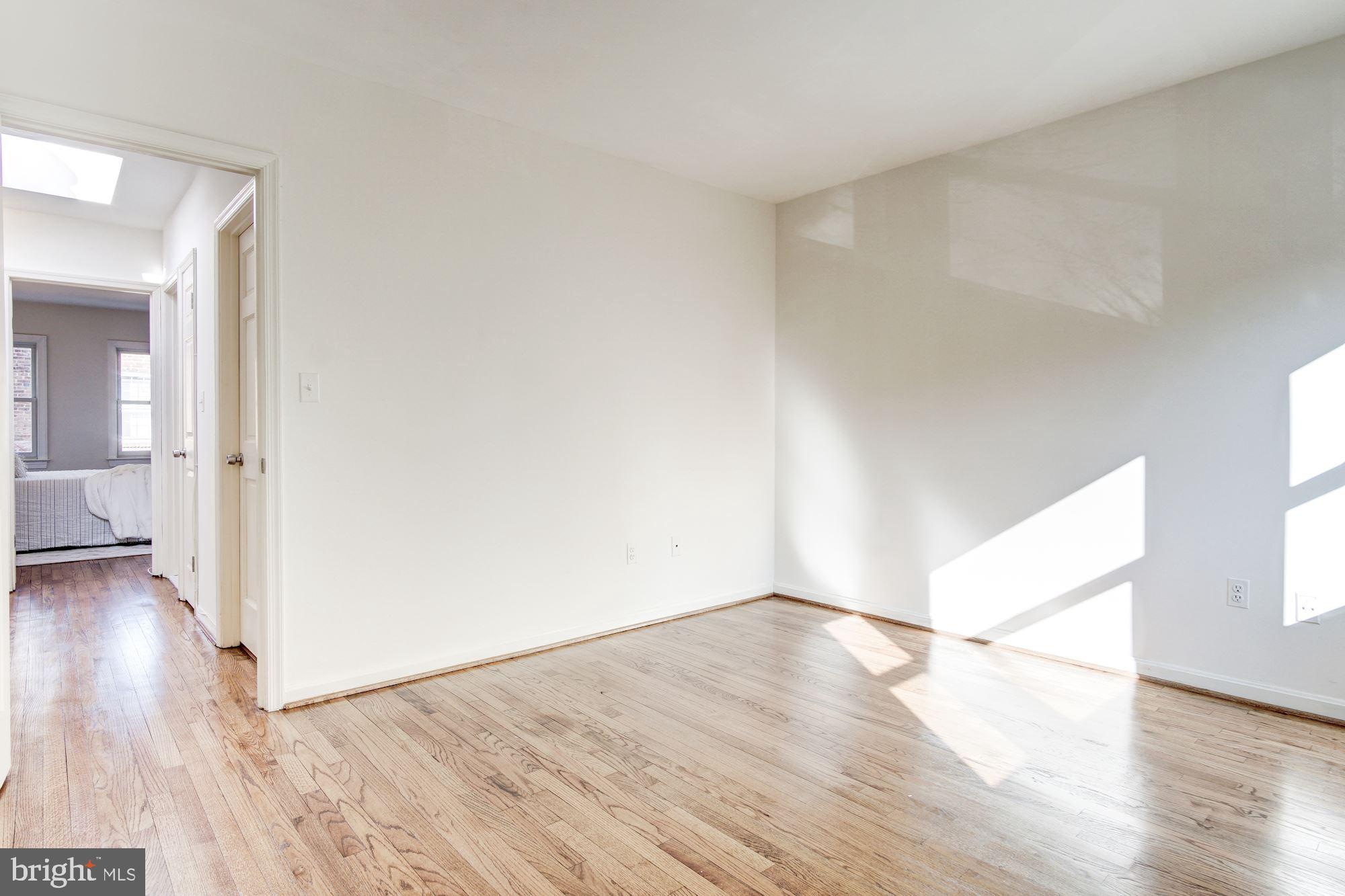 1906 17th Street Northwest Washington, DC 20009 - Photo 25 of 42 Upper level bedroom #2