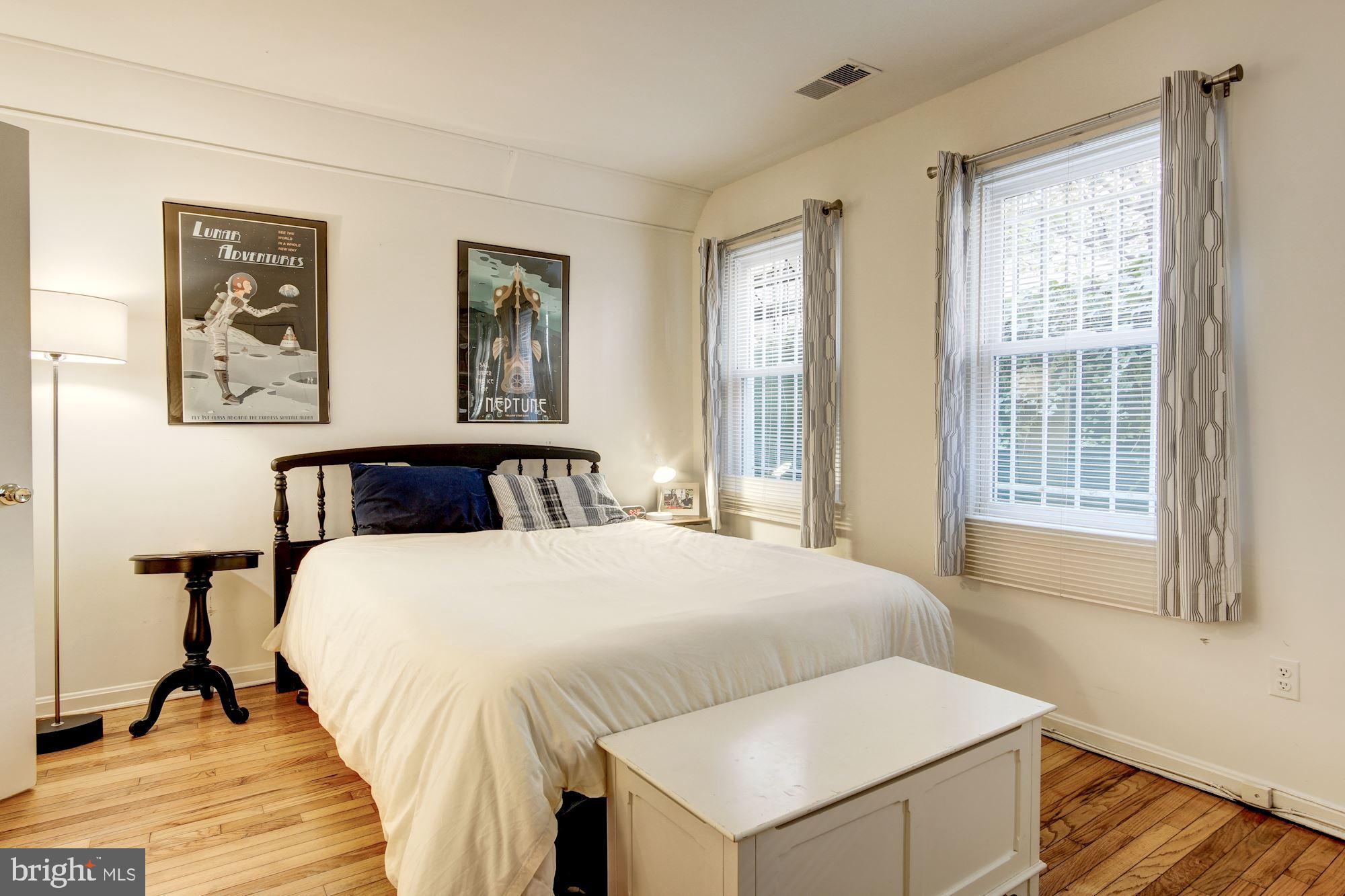1906 17th Street Northwest Washington, DC 20009 - Photo 36 of 42 Lower level unit bedroom with 3 full size windows
