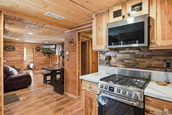 $999,900 | 830 Oriole Drive, Big Bear Lake, CA 92315