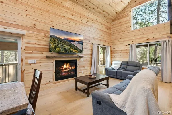 $999,900 | 830 Oriole Drive, Big Bear Lake, CA 92315