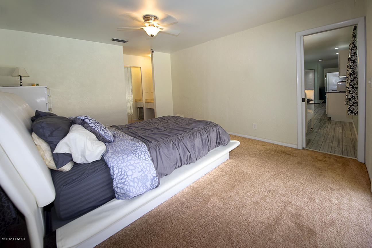 1317 Ruthbern Road Daytona Beach, FL 32114 - Photo 15 of 37 014