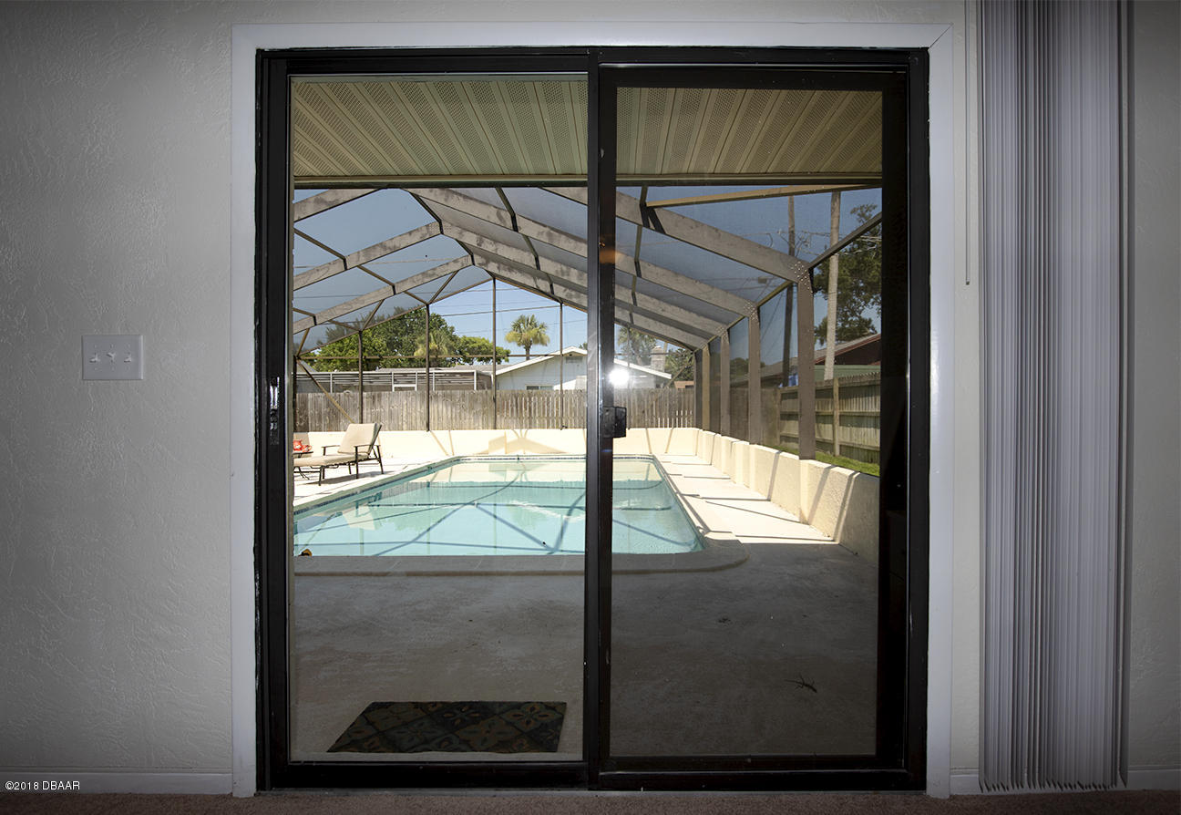 1317 Ruthbern Road Daytona Beach, FL 32114 - Photo 16 of 37 016
