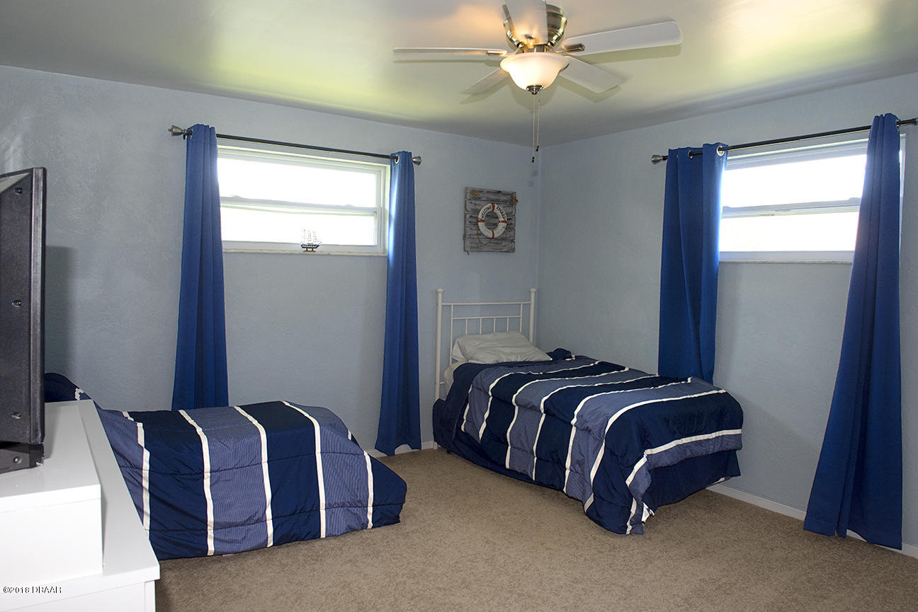 1317 Ruthbern Road Daytona Beach, FL 32114 - Photo 23 of 37 001