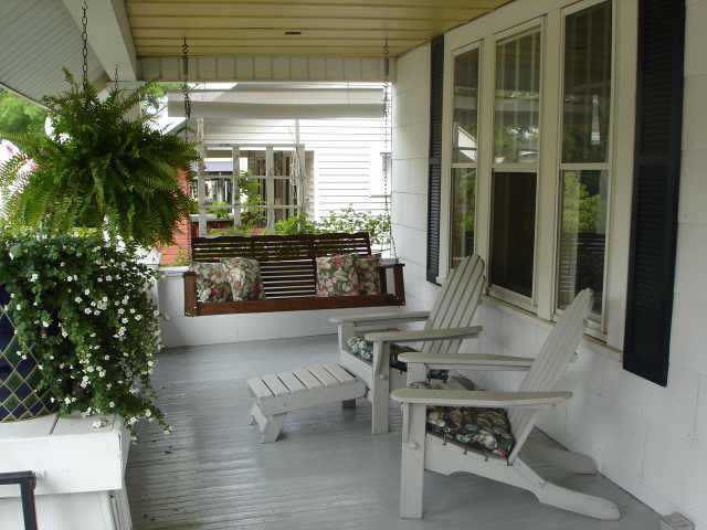 112 East Pacemont Road Columbus, OH 43202 - Photo 2 of 5