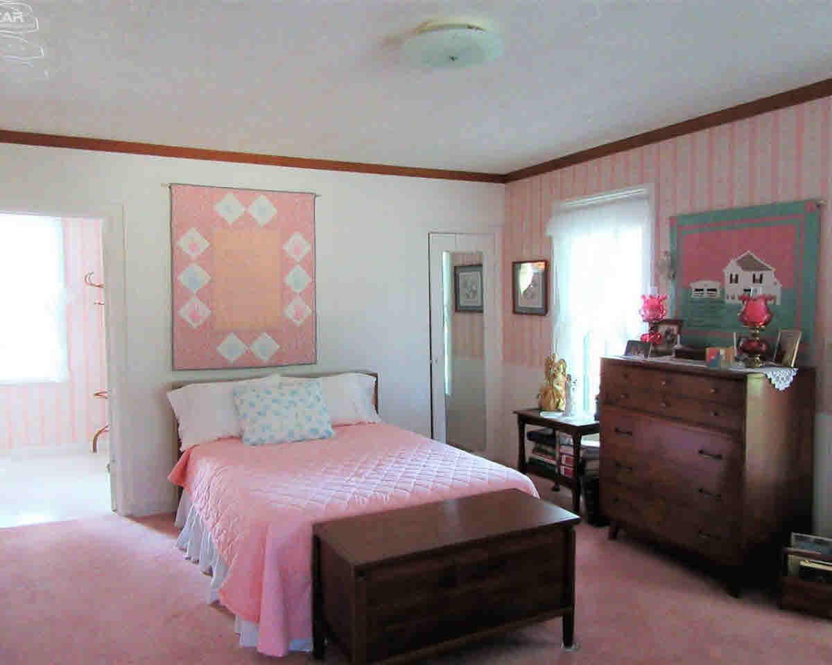 10155 Beecher Road Flushing, MI 48433 - Photo 21 of 33 21370437-20.JPG