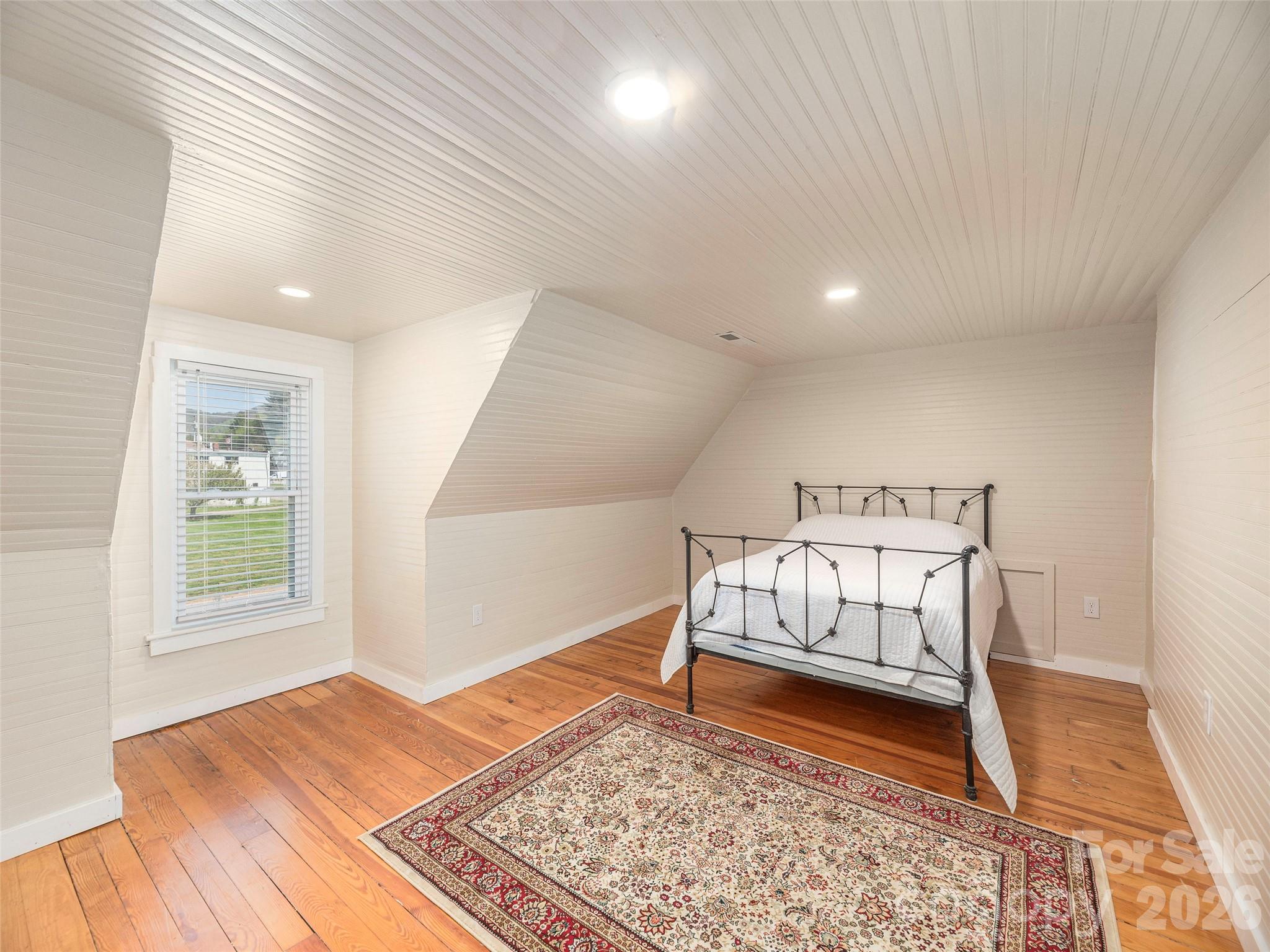 274 Charles Street Clyde, NC 28721 - Photo 23 of 40