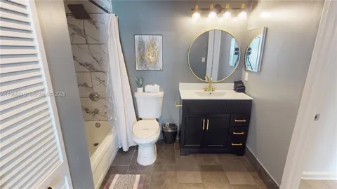 $514,900 | 1200 Brickell Bay Drive, Unit 2222, Miami, FL 33131