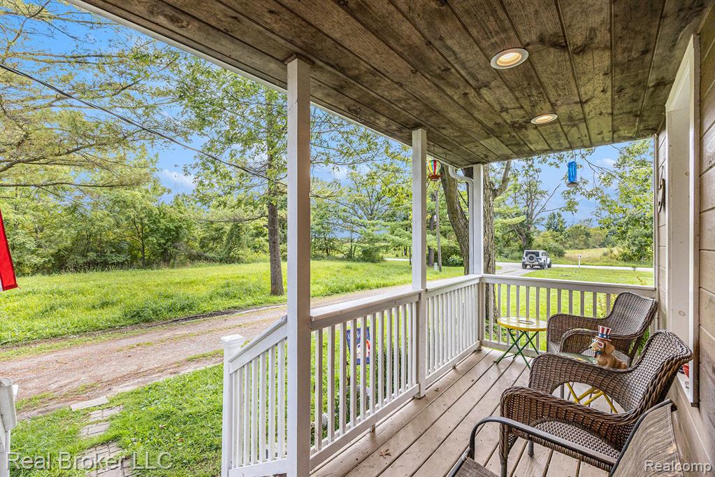 3068 Wade Road Capac, MI 48014 - Photo 6 of 31