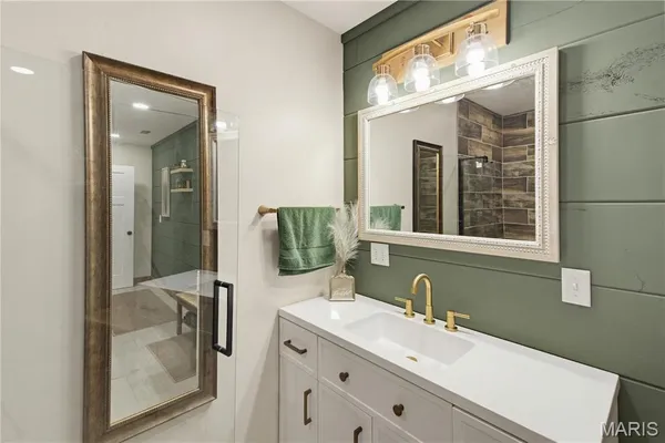 $799,500 | 835 Monday Lane, Williamsville, MO 63967