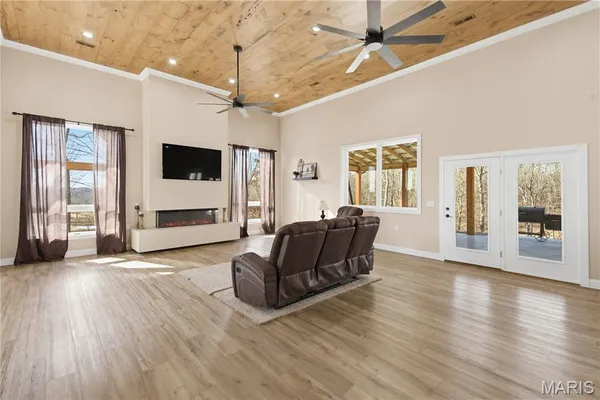 $799,500 | 835 Monday Lane, Williamsville, MO 63967
