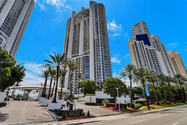 $15,750 | 18201 Collins Avenue, Unit 3309, Sunny Isles Beach, FL 33160