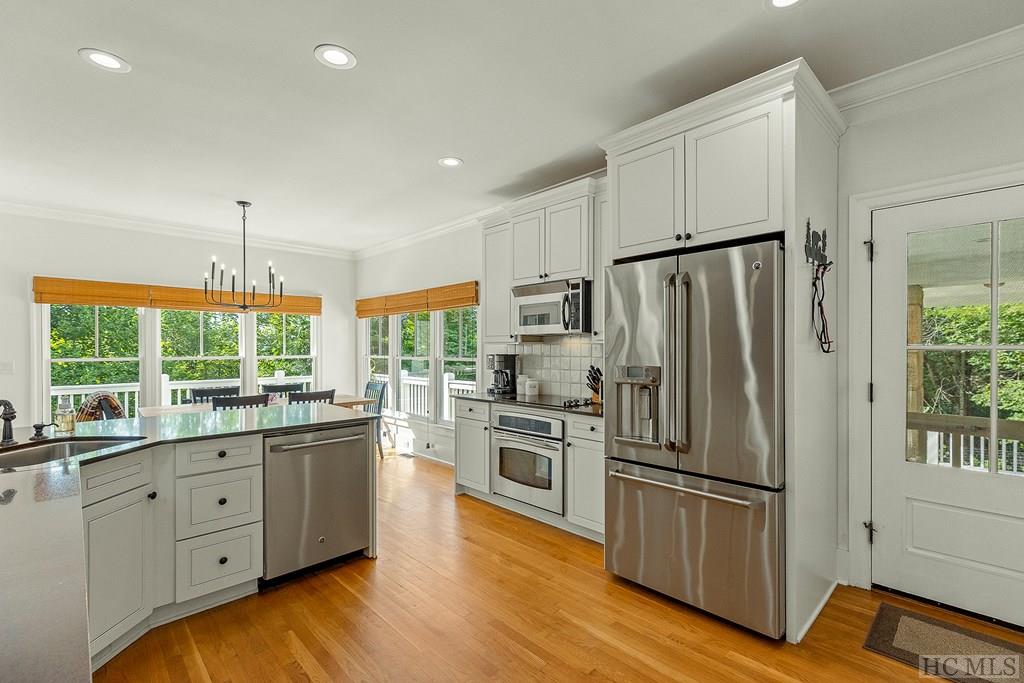23 Drystack Way Cashiers, NC 28717 - Photo 15 of 60 Gallery Image 15