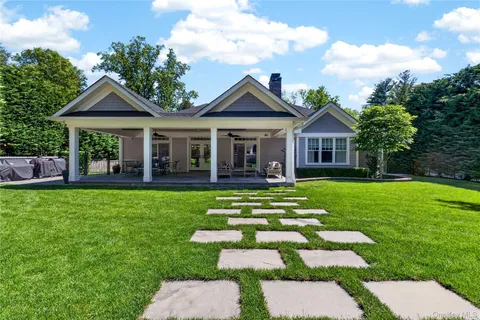 $2,995,000 | 379 Frost Pond Road, Glen Head, NY 11545