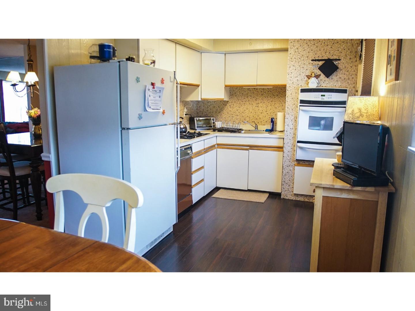 3120 Derry Road Philadelphia, PA 19154 - Photo 7 of 23 Kitchen