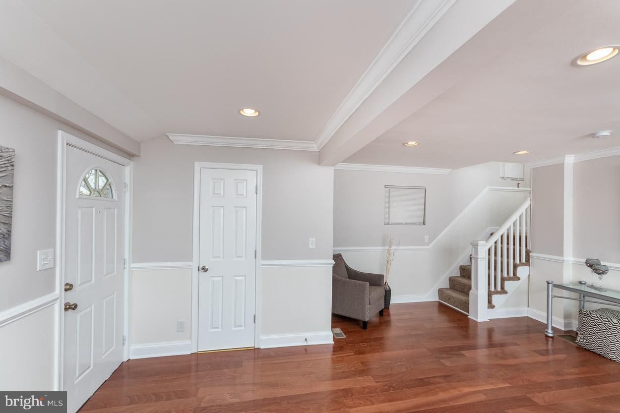 3317 Fairview Road Gwynn Oak, MD 21207 - Photo 4 of 42