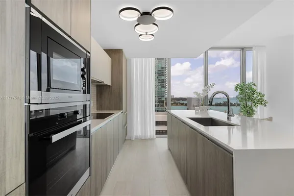 $9,950 | 2900 Northeast 7th Avenue, Unit 1002, Miami, FL 33137