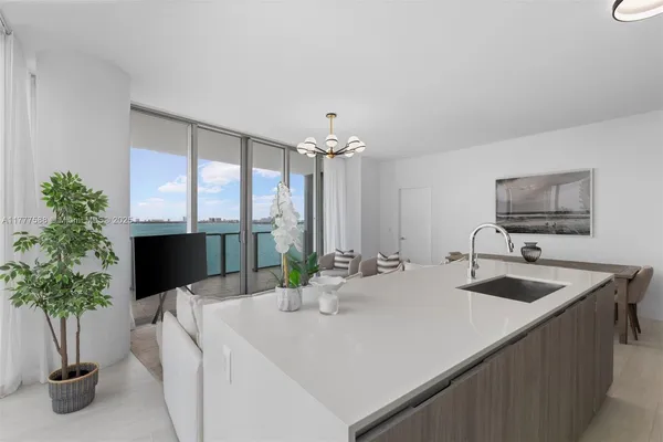 $9,950 | 2900 Northeast 7th Avenue, Unit 1002, Miami, FL 33137