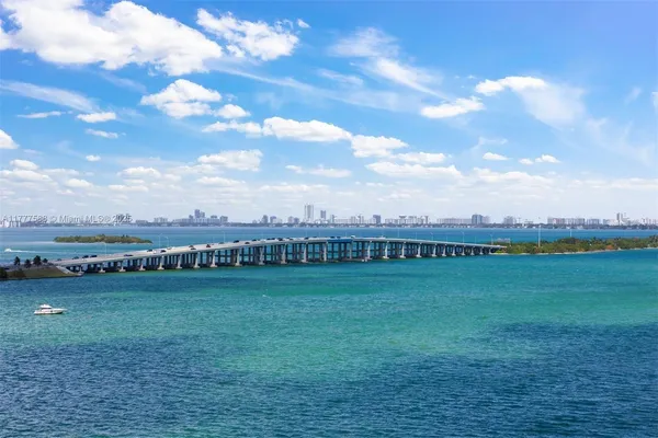 $9,950 | 2900 Northeast 7th Avenue, Unit 1002, Miami, FL 33137