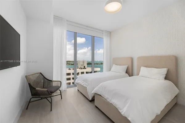 $9,950 | 2900 Northeast 7th Avenue, Unit 1002, Miami, FL 33137