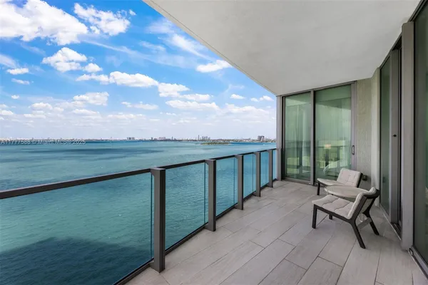 $9,950 | 2900 Northeast 7th Avenue, Unit 1002, Miami, FL 33137